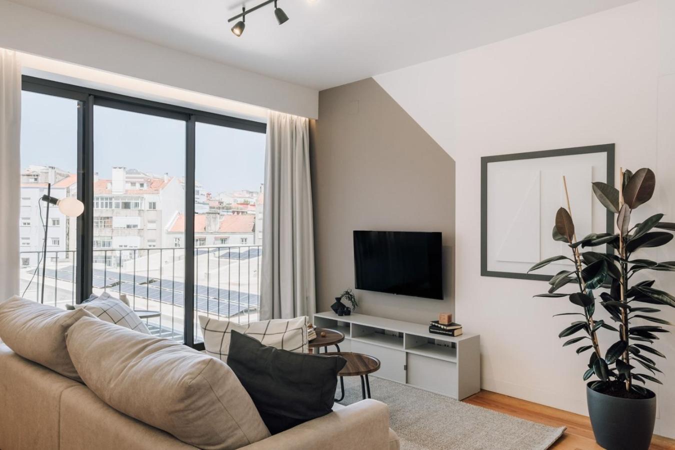 Akya - 2 Bedrooms In Arroios Lissabon